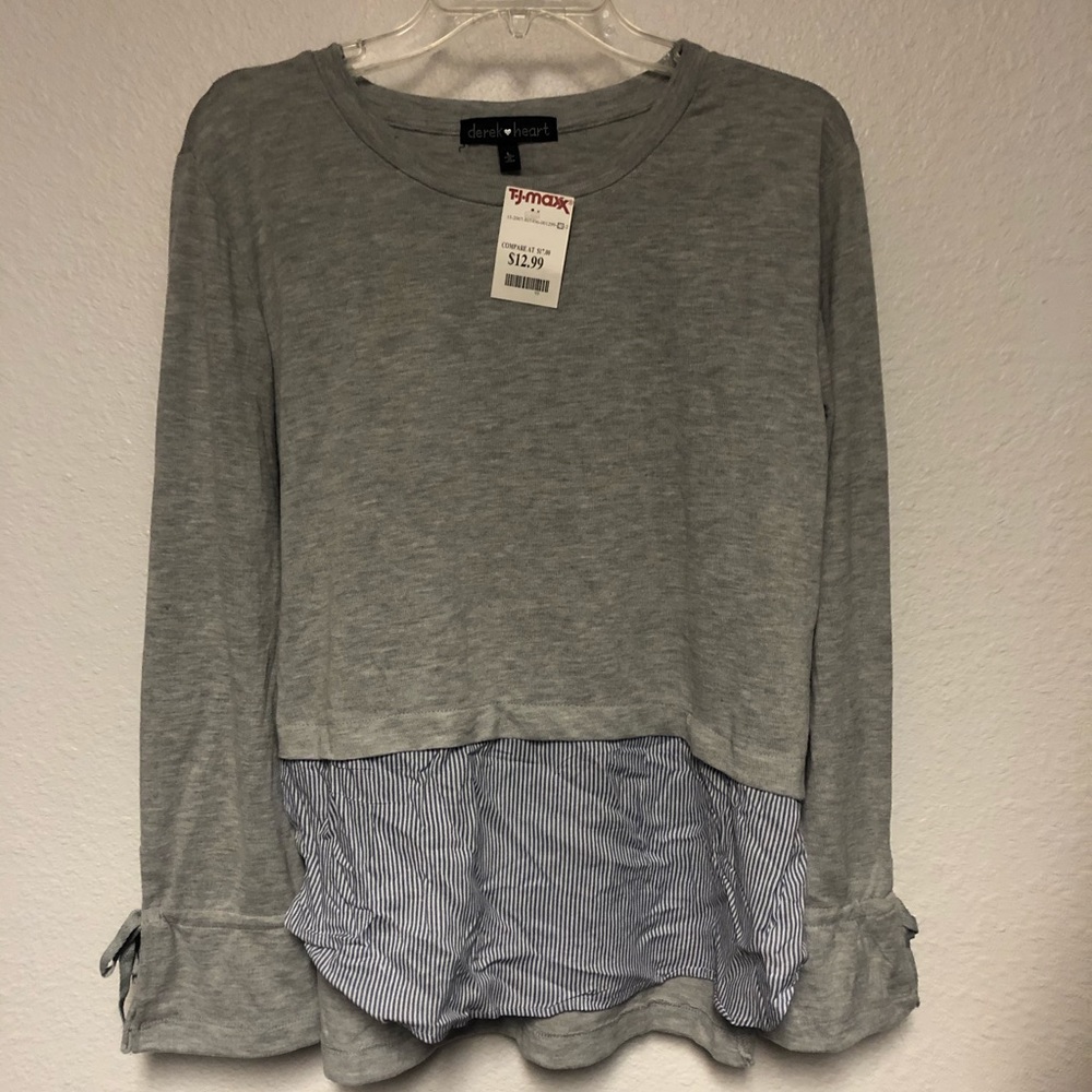 Derek Heart sweater, NWT